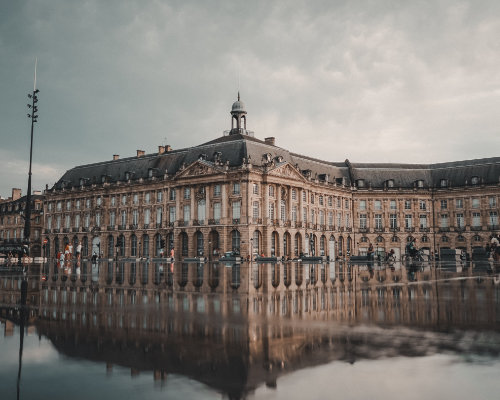 Façade place de la bourse